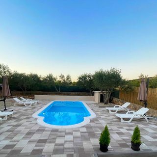 Villa Mare with pool Nadin (4)