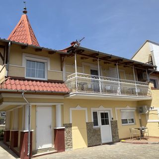 Kármen Apartmanház Hévíz (2)