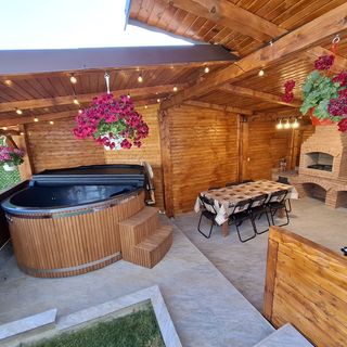 Casa Șandru Novaci (3)