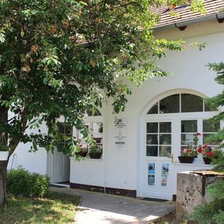 Önkormányzat Vendégház Balatonhenye (3)