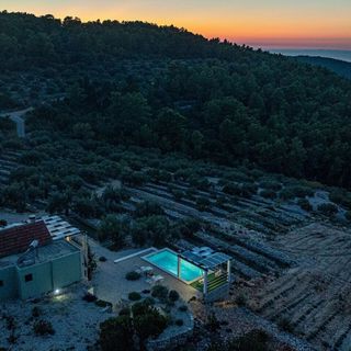 House Komadić raja Blato (3)