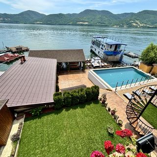 Casa Mustaciosul Dunarii Eselenita (3)