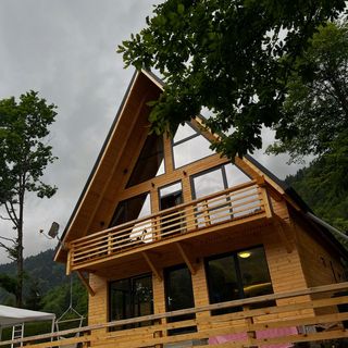 Chalet Green Cazaci (2)