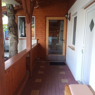 Heni Házikó Vendégház Balatonföldvár (2)