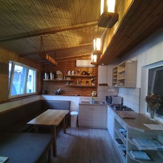 Heni Házikó Vendégház Balatonföldvár (4)