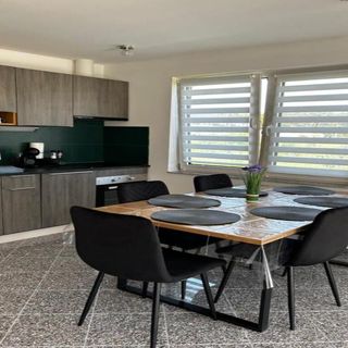 Dom na łące Jantar (4)