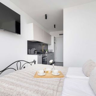 Reymonta 24 | Stylowe Studio | SmartTV (2)