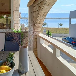 Apartman Vir - CDA943 (2)