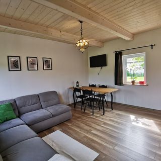 Apartament Ludowy w Siedlisku pod Orzechem Przyłęk (2)
