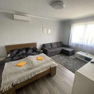 Belvárosi Apartman Sároraljaújhely (2)