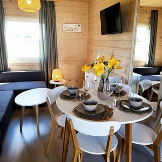 Family Resort Domki Letniskowe Gąski (4)