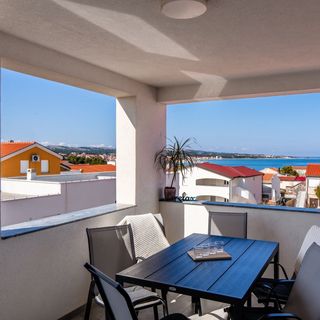 Apartmani Mira Vir (5)