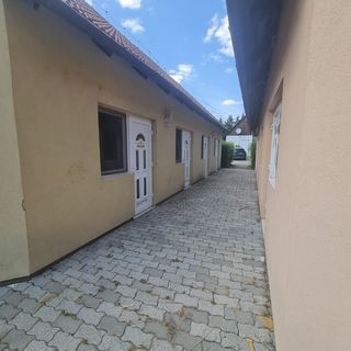 Velencei Pagony Kemping és Strand Velence (2)