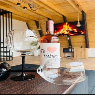 Căsuța cu Narghilea Joseni (5)