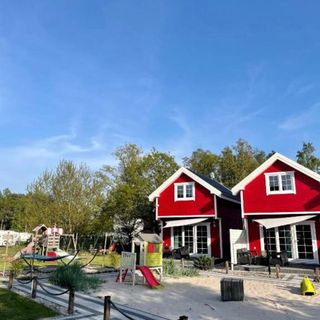 Czerwone Domki Dębki (3)