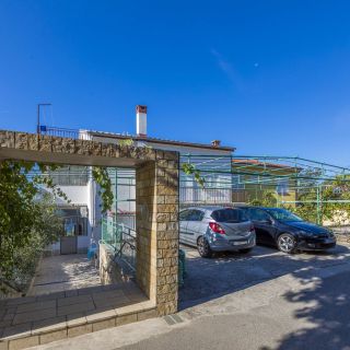 Apartments and Rooms Dotli Selce (5)