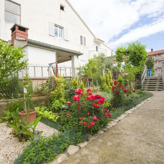 Apartment Koko Biograd (2)