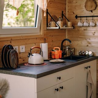 TINY HOUSE - Malý kúsok raja (4)