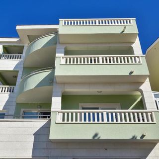 Apartments and Rooms Roso Makarska (3)