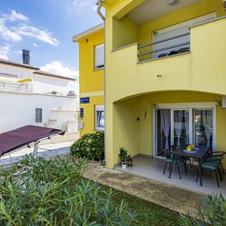 Apartments Rondine Karigador (5)