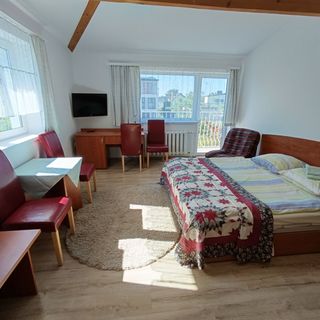 Dom Gościnny Bursztyn Rewal (2)