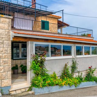 Apartment New Splitska (4)