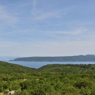 Apartment Mario Brseč (2)