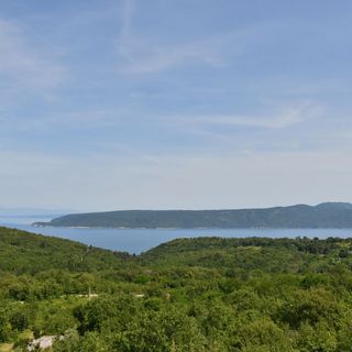 Apartment Mario Brseč (2)