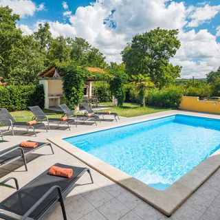 House Perci 2 Tar (4)