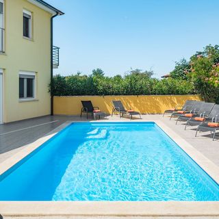 House Perci 2 Tar (5)