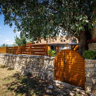 House Mala kuća Oklaj (2)