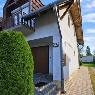 Strandközeli Nyaralóház Balatonboglár (2)