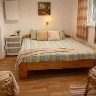 Strandközeli Nyaralóház Balatonboglár (5)