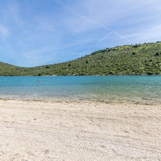 Apartments Lonamare Rogoznica (5)