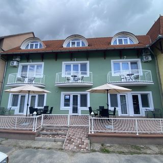 Lillybeth Lakeside Keszthely (2)