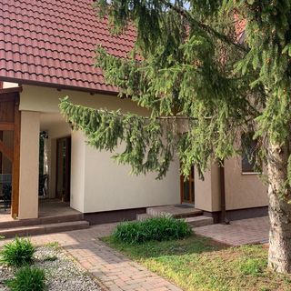 Kemencés Házikó Szarvas (3)