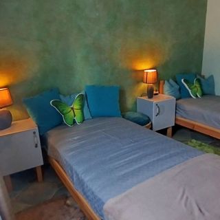 Pillangó Apartmanház Alsóörs (2)