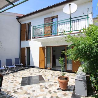 House Lavanda s lijepim vrtom Porec (2)