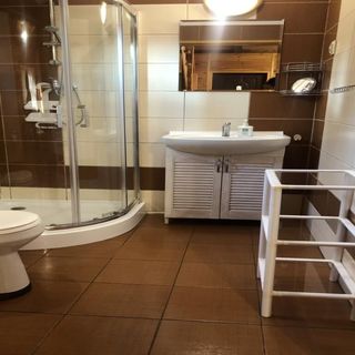 Willa Kinga Rewal (3)