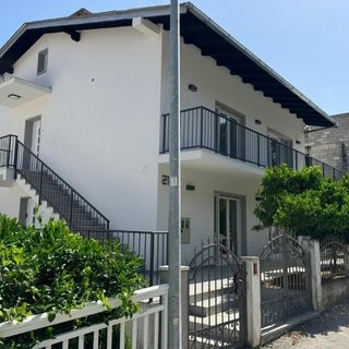 Apartmanok Parkolóhellyel Trogir - 23948 (2)