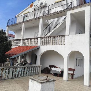 Apartmanok Parkolóhellyel Pridraga - Cuskijas, Novigrad - 24025 Pridraga - Cuskijaš (2)