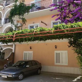 Apartmanok Parkolóhellyel Makarska - 24071 (2)