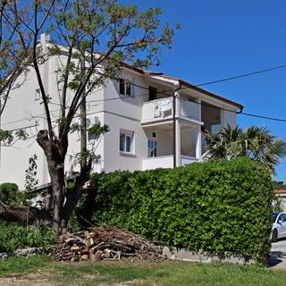 Apartmanok Parkolóhellyel Palit, Rab - 24073 Palit (4)