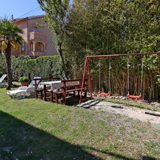 Apartmanok Parkolóhellyel Palit, Rab - 24073 Palit (5)