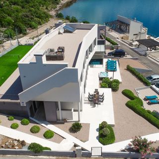 Ház Családok Részére Medencével Posedarje, Novigrad - 24091 Posedarje (3)