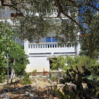 Apartments With Parking Space Barbat Rab - 24096 (3)