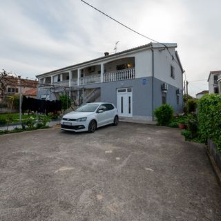 Apartmanok Parkolóhellyel Zadar - 24105 (5)