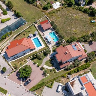 Apartmanok Családok Részére Medencével Jurandvor, Krk - 24113 Jurandvor (2)