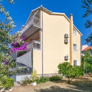 Apartments With Parking Space Trogir - 24167 (2)