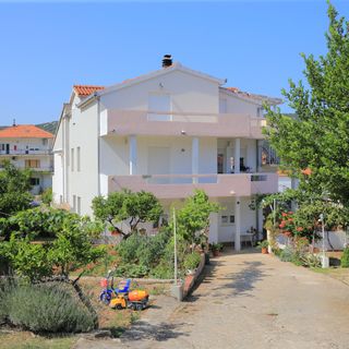 Apartmanok A Tenger Mellett Vinisce, Trogir - 24197 Vinišće (2)